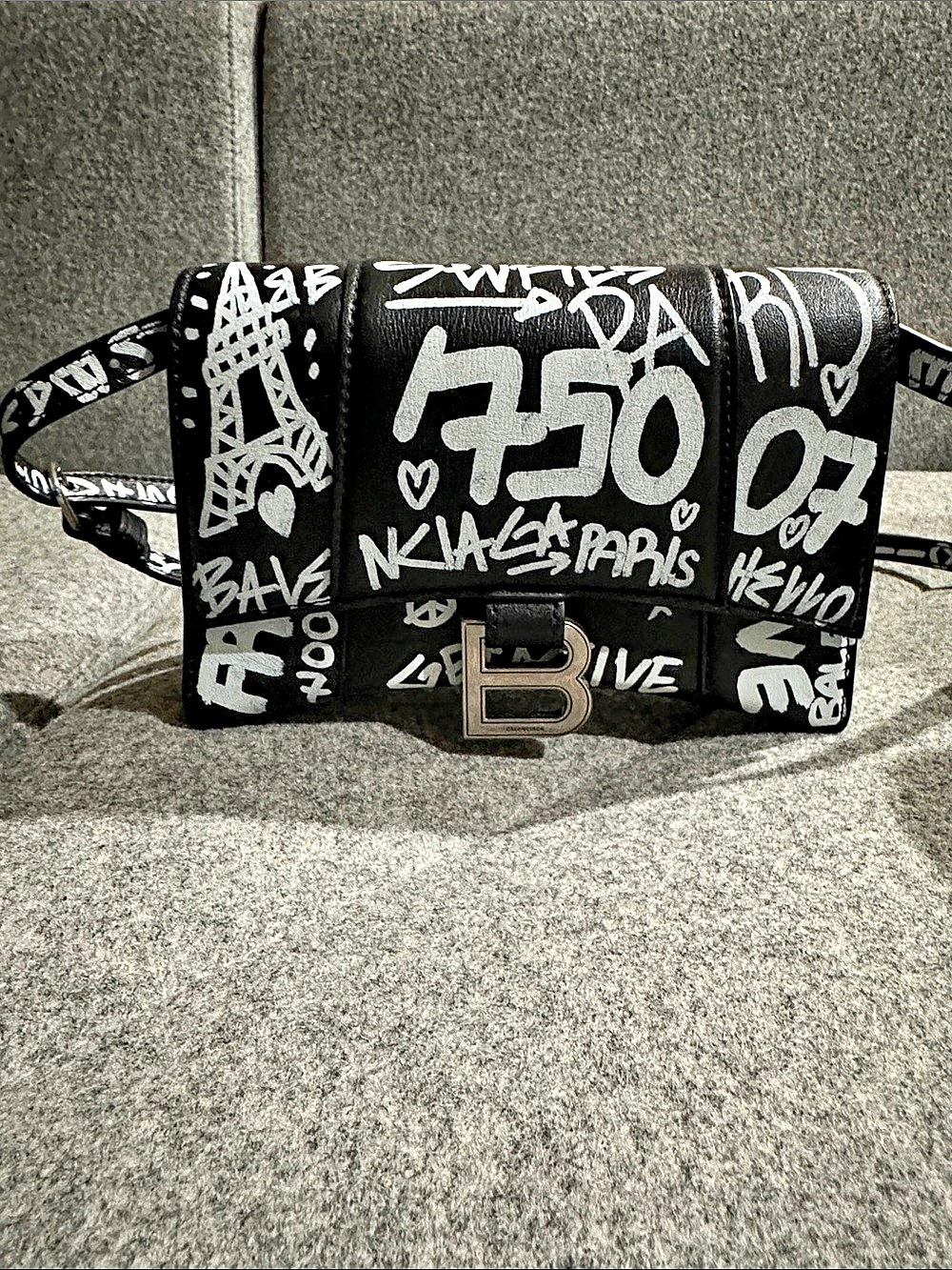 Balenciaga Graffiti Hourglass Bag Black & White